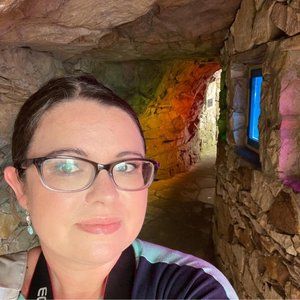 Meet your Posher, Nessa